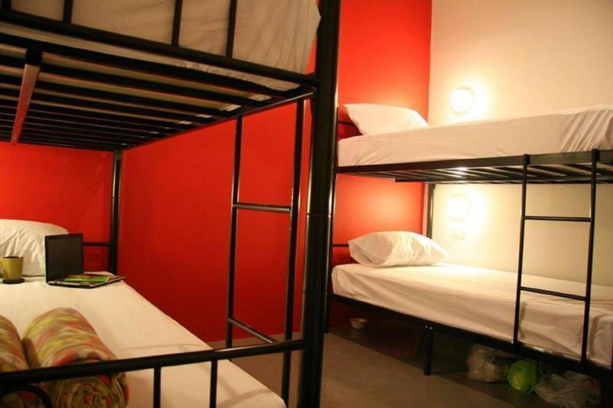 Kool Backpacker Hostel Patong Exterior photo